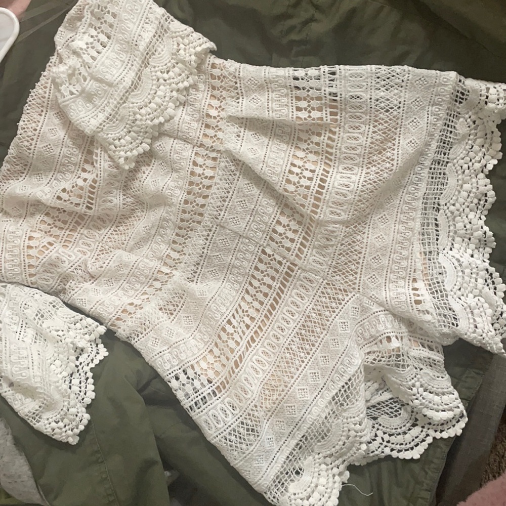 Fashion Nova Romper Size (M)